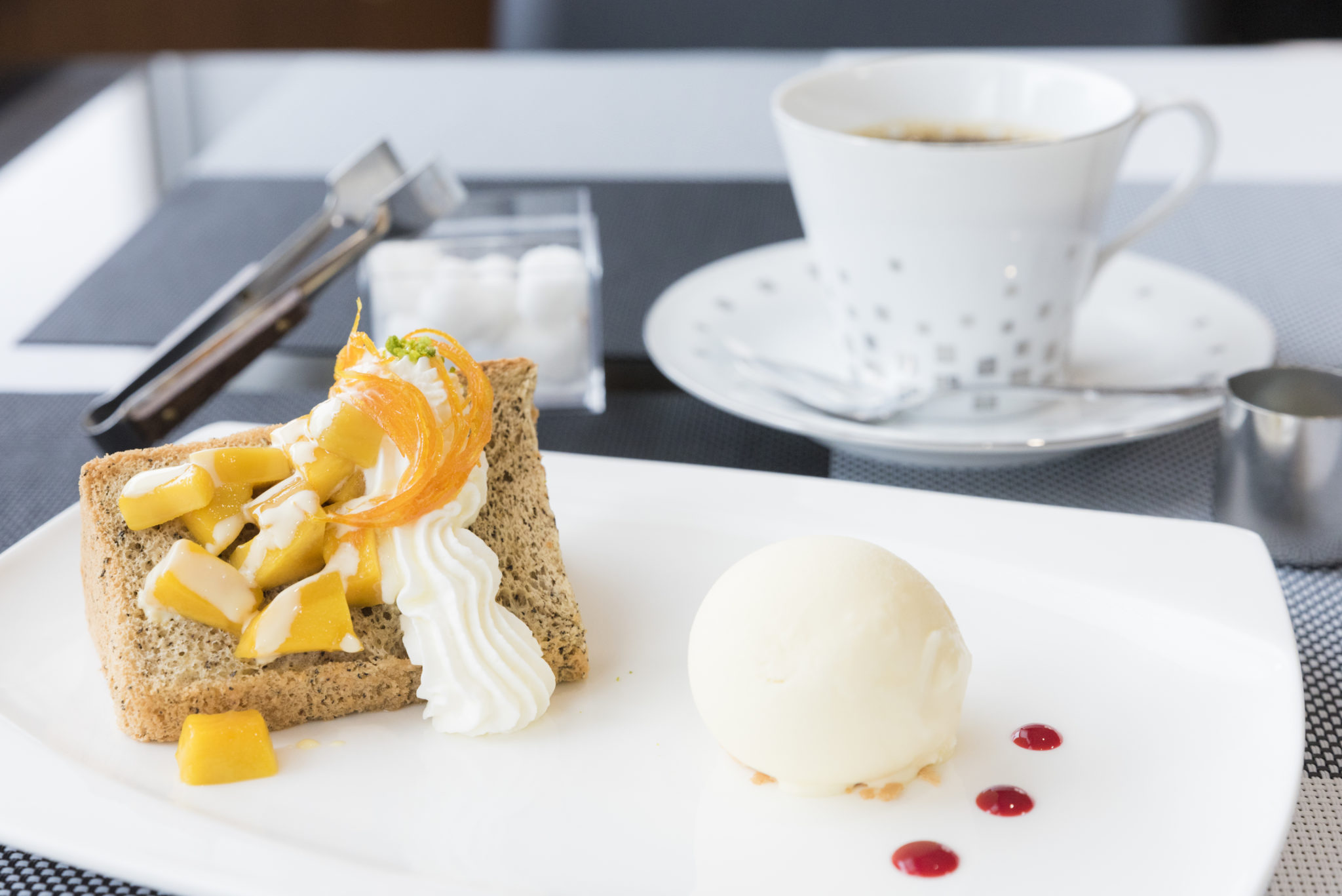 Read more about the article cafe mille feuille